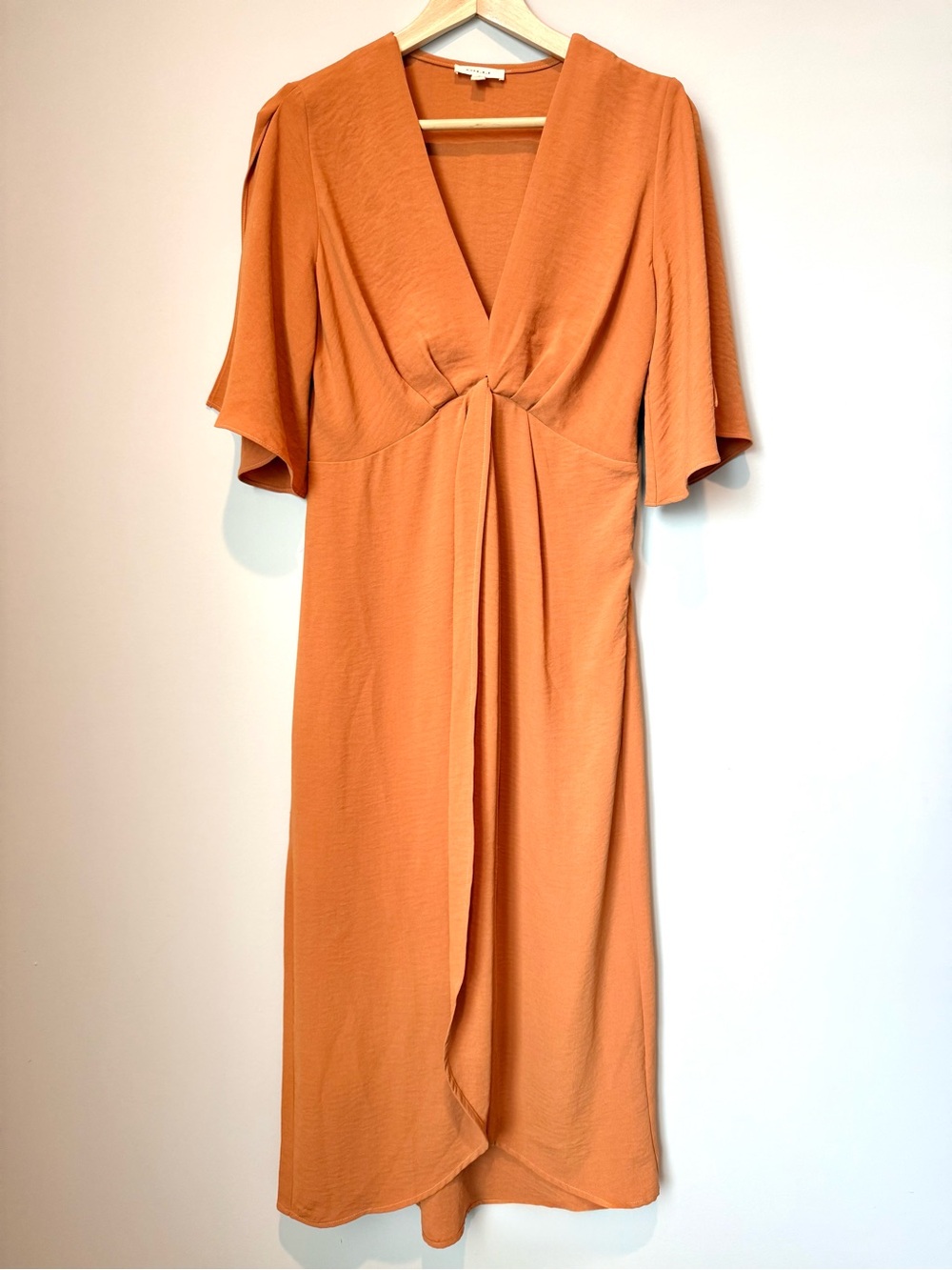 Women’s Gilli Flutter Sleeve V-Neck Midi Dress in Terracotta size Small